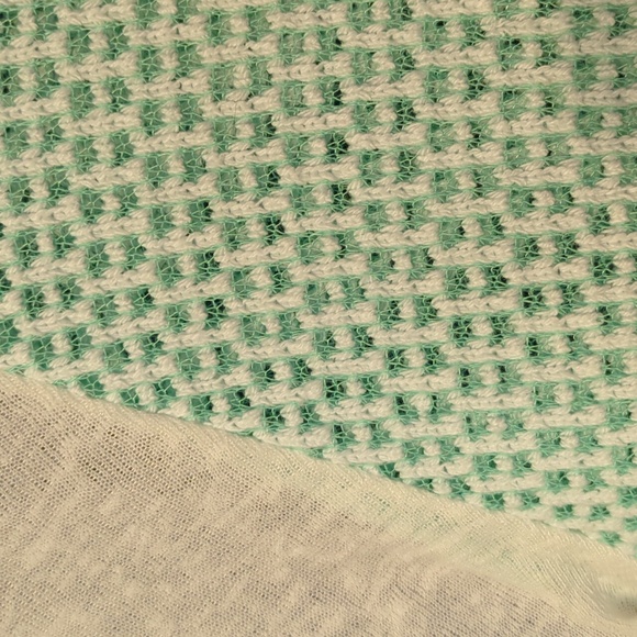 Ya Los Angeles size medium green & white sweater - Picture 4 of 5